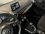 Mazda 2 1.5 MHEV LUXERY/PDC/CAM/DODE HOEK/NAVI/XENON/CARPLAY/ENZ