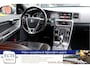 Volvo V60 Cross Country 2.4 D4 AWD Aut. R-Design, 5-cilinder, Rebel Blue, Adaptieve CC