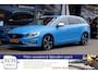 Volvo V60 Cross Country 2.4 D4 AWD Aut. R-Design, 5-cilinder, Rebel Blue, Adaptieve CC