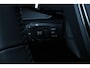 Peugeot 2008 1.2 Hybrid 145 Allure | Adapt. Cruise | 360 Camera | Navi | Carplay | AllGrip | Keyless | BLIS | LMV