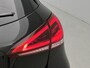Mercedes-Benz A-klasse 180 Business Solution AMG AMG Line | Night Pakket | Panorama Schuif-Kanteldak |Memory Voorstoelen |Sfeerverlichting | Achteruitrijcamera | MultiBeam Ledkoplampen. Inclusief 24 maanden Mercedes-Benz Certified garantie voor Europa.