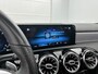 Mercedes-Benz A-klasse 180 Business Solution AMG AMG Line | Night Pakket | Panorama Schuif-Kanteldak |Memory Voorstoelen |Sfeerverlichting | Achteruitrijcamera | MultiBeam Ledkoplampen. Inclusief 24 maanden Mercedes-Benz Certified garantie voor Europa.