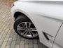 BMW 3-Serie Gran Turismo 320i High Executive Automaat | Leer | Stoelverwarming | Cruise & climate control | Head-up display | Keyless entry | Trekhaak afneembaar | Getint glas | LED verlichting | Parkeersensoren achter