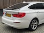 BMW 3-Serie Gran Turismo 320i High Executive Automaat | Leer | Stoelverwarming | Cruise & climate control | Head-up display | Keyless entry | Trekhaak afneembaar | Getint glas | LED verlichting | Parkeersensoren achter
