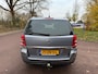 Opel Zafira 2.2 Cosmo Airco / Navi / Cruise / Parkeersensor / NAP / APK