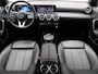 Mercedes-Benz A-klasse 180 Business Solution Luxury Ledkoplampen | Achteruitrijcamera | MBUX Augmented Reality navigatie | Stoelverwarming Voor | Sfeerverlichting. Inclusief 24 maanden Mercedes-Benz Certified garantie voor Europa.