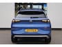 Volkswagen T-Roc 1.5 eTsi Life First Edition 115PK / 85kW DSG, DE NIEUWE T-ROC, Achteruitrijcamera, dodehoekdetectie (Side Assist), volledig digitaal instrumentenpaneel (Digital Cockpit), Apple Carplay & Android Auto, verwarmbare voorstoelen + stuurwiel, LED koplampen, draadloos telefoon laden, parkeersensoren voor + achter, 18'' LMV 'Torino'
