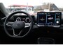 Volkswagen T-Roc 1.5 eTsi Life First Edition 115PK / 85kW DSG, DE NIEUWE T-ROC, Black Style pakket, achteruitrijcamera (rear view), dodehoekdetectie (Side Assist), volledig digitaal instrumentenpaneel (Digital Cockpit), Apple Carplay & Android Auto, verwarmbare voorstoelen + stuurwiel, LED koplampen, draadloos telefoon laden, parkeersensoren voor + achter, 18'' LMV