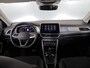 Volkswagen T-Roc 1.5 TSI Style 150 pk Automaat (DSG) | Navigatie | Trekhaak (afneembaar) | Parkeersensoren (Park assist) | Stoelverwarming | Keyless |