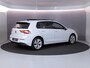 Volkswagen Golf 1.5 TSI Life Edition 116 pk | Verlengde garantie | Navigatie via App | Panoramadak | Parkeersensoren | Autom. airco (3 zones) | Stoelverwarming |