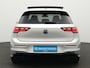 Volkswagen Golf 1.5 eTSI 150 pk DSG R-Line | Panoramadak | IQ Light | Stuur-/stoelverwarming | Achteruitrijcamera | Navigatie | Keyless Entry