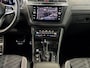 Volkswagen Tiguan 1.5 150pk TSI R-Line Business Trekhaak inklapbaar | Adaptive cruise control | Navigatie 'Discover Media'