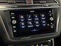 Volkswagen Tiguan 1.5 150pk TSI R-Line Business Trekhaak inklapbaar | Adaptive cruise control | Navigatie 'Discover Media'