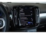 Volvo XC40 B4 Plus Dark | Verwarmde Voorstoelen+Stuurwiel | Verwarmde voorruit | Semi-Elektrische Trekhaak | Harman Kardon Premium Audio | Apple Carplay / Android Auto | Elektrisch bedienbare voorstoelen | Google infotaiment