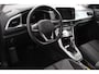 Volkswagen T-Roc 1.5 TSI 150pk DSG Life Navigatie Apple Carplay/Android Auto Parkeersensoren Camera Adaptive Cruise Control Park Assist StoelverwarmingVirtual Cockpit