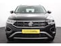 Volkswagen T-Roc 1.5 TSI 150pk DSG Life Navigatie Apple Carplay/Android Auto Parkeersensoren Camera Adaptive Cruise Control Park Assist StoelverwarmingVirtual Cockpit