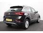 Volkswagen T-Roc 1.5 TSI 150pk DSG Life Navigatie Apple Carplay/Android Auto Parkeersensoren Camera Adaptive Cruise Control Park Assist StoelverwarmingVirtual Cockpit