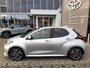 Toyota Yaris 1.5 Hybrid STYLE BLIND SPOT KEYLESS STOELVERW PARK-SENSOREN APPLE/ANDROID PRIVACY GLASS
