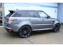 Land Rover Range Rover Sport 5.0 V8 Supercharged SVR | 551PK | Panorama dak | Carbon interieur | Luchtvering | Meridian Audio| F1 flippers | Elektr. trekhaak | Alcantara hemel zwart | Elektrisch verstelbare stoelen met memory | Schaalstoelen + verwarming en ventilatie | Uitlaat klepsysteem | Keyless GO | Standkachel | Stuurverwarming | Achterbank verwarmd | Dodehoekdetectie | Apple carplay |
