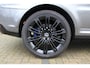 Land Rover Range Rover Sport 5.0 V8 Supercharged SVR | 551PK | Panorama dak | Carbon interieur | Luchtvering | Meridian Audio| F1 flippers | Elektr. trekhaak | Alcantara hemel zwart | Elektrisch verstelbare stoelen met memory | Schaalstoelen + verwarming en ventilatie | Uitlaat klepsysteem | Keyless GO | Standkachel | Stuurverwarming | Achterbank verwarmd | Dodehoekdetectie | Apple carplay |