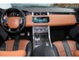Land Rover Range Rover Sport 5.0 V8 Supercharged SVR | 551PK | Panorama dak | Carbon interieur | Luchtvering | Meridian Audio| F1 flippers | Elektr. trekhaak | Alcantara hemel zwart | Elektrisch verstelbare stoelen met memory | Schaalstoelen + verwarming en ventilatie | Uitlaat klepsysteem | Keyless GO | Standkachel | Stuurverwarming | Achterbank verwarmd | Dodehoekdetectie | Apple carplay |