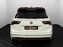 Volkswagen Tiguan 1.5 TSI ACT R-line Camera, Navi, Keyless start, Winterpakket, Cruise control, A start stop, Massage stoelen, Sportief velgen