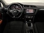 Volkswagen Tiguan 1.5 TSI ACT R-line Camera, Navi, Keyless start, Winterpakket, Cruise control, A start stop, Massage stoelen, Sportief velgen