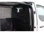 Toyota ProAce Worker 2.0 D-4D Black Line | Trekhaak | Navigatie | Dubbele schuifdeur | Imperiaal | 3-zits | Cruise Control | Clima | Parkeersensoren achter | Apple Carplay / Android Auto | Xenon | 17 inch