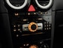 Opel Corsa 1.4-16V Airco, Parkeersensoren, Stoelverwarming, Radio, Sportief velgen, Mistlamp