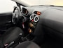 Opel Corsa 1.4-16V Airco, Parkeersensoren, Stoelverwarming, Radio, Sportief velgen, Mistlamp