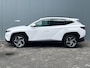 Hyundai Tucson 1.6 T-GDI 265pk PHEV Comfort Smart 4WD Automaat | Trekhaak | LED | Camera | 19'' Lichtmetaal | Airco achter | Adaptieve cruise | Stoelverwarming | Elec. achterklep