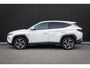 Hyundai Tucson 1.6 T-GDI 265pk PHEV Comfort Smart 4WD Automaat | Trekhaak | LED | Camera | 19'' Lichtmetaal | Airco achter | Adaptieve cruise | Stoelverwarming | Elec. achterklep