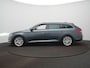 Skoda Superb Combi 1.4 TSI iV Business Edition Navigatie - Clima - Dodehoek detectie - Voorstoelen en achterbank verwarmd