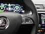 Skoda Superb Combi 1.4 TSI iV Business Edition Navigatie - Clima - Dodehoek detectie - Voorstoelen en achterbank verwarmd