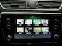 Skoda Superb Combi 1.4 TSI iV Business Edition Navigatie - Clima - Dodehoek detectie - Voorstoelen en achterbank verwarmd