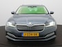 Skoda Superb Combi 1.4 TSI iV Business Edition Navigatie - Clima - Dodehoek detectie - Voorstoelen en achterbank verwarmd