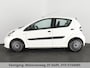 Toyota Aygo 1.0 VVT-i Comfort . AIRCO . ELEKTRISCHE RAMEN VOOR . RADIO-CD/MP3 SPELER .