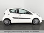 Toyota Aygo 1.0 VVT-i Comfort . AIRCO . ELEKTRISCHE RAMEN VOOR . RADIO-CD/MP3 SPELER .