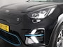 Kia e-Niro ExecutiveLine 64 kWh 450 km actieradius | Navigatie | Stoelverwarming | Leder |