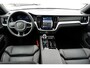 Volvo V60 T6 Plug-in hybrid AWD Plus Dark | Semi- Elektrische Trekhaak | Premium audio by Harman Kardon | Verwarmbare voor- en achterstoelen + Stuurwiel | Verwarmbare Voorruit | Rondomzicht camera