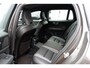 Volvo V60 T6 Plug-in hybrid AWD Plus Dark | Semi- Elektrische Trekhaak | Premium audio by Harman Kardon | Verwarmbare voor- en achterstoelen + Stuurwiel | Verwarmbare Voorruit | Rondomzicht camera