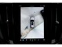 Volvo V60 T6 Plug-in hybrid AWD Plus Dark | Semi- Elektrische Trekhaak | Premium audio by Harman Kardon | Verwarmbare voor- en achterstoelen + Stuurwiel | Verwarmbare Voorruit | Rondomzicht camera
