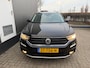 Volkswagen T-Roc 1.0 TSI Business / 1E EIGENAAR / APPLE CAR PLAY / AIRCO / CRUISE CONTROL / NL-AUTO / LMV / TREKHAAK