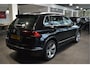 Volkswagen Tiguan 2.0 TDI R-LINE navi leer pano camera trekhaak 19 inch !!