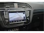 Volkswagen Tiguan 2.0 TDI R-LINE navi leer pano camera trekhaak 19 inch !!