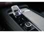 Volvo XC90 2.0 T8 Plug-in hybrid AWD Ultra Dark | Bowers & Wilkins Audio | Luchtvering | Trekhaak | Geventileerde comfortstoelen | Massagefuntie | Standkachel | Panoramadak | 360 camera | Head-up display | 4 zone climate control | Google Maps navigatie | Gelamineerd zijruiten | Nubuck hemelbekleding |