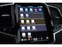 Volvo XC90 2.0 T8 Plug-in hybrid AWD Ultra Dark | Bowers & Wilkins Audio | Luchtvering | Trekhaak | Geventileerde comfortstoelen | Massagefuntie | Standkachel | Panoramadak | 360 camera | Head-up display | 4 zone climate control | Google Maps navigatie | Gelamineerd zijruiten | Nubuck hemelbekleding | 22" lichtmetalen velgen |