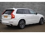 Volvo XC90 2.0 T8 Plug-in hybrid AWD Ultra Dark | Bowers & Wilkins Audio | Luchtvering | Trekhaak | Geventileerde comfortstoelen | Massagefuntie | Standkachel | Panoramadak | 360 camera | Head-up display | 4 zone climate control | Google Maps navigatie | Gelamineerd zijruiten | Nubuck hemelbekleding |
