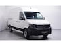 Volkswagen Crafter 2.0 TDI 102 pk L3H3 Slechts 6600 km, Navi, PDC V+A Trekhaak 2.500 kg, App Connect, Laadruimte Pakket, 3-Zits