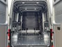 Volkswagen Crafter Highline L3H3 140pk automaat GVW 3.5T | Nieuw Model | BPM vrij | bijrijdersbank | park assist | trekhaak | navigatiepakket